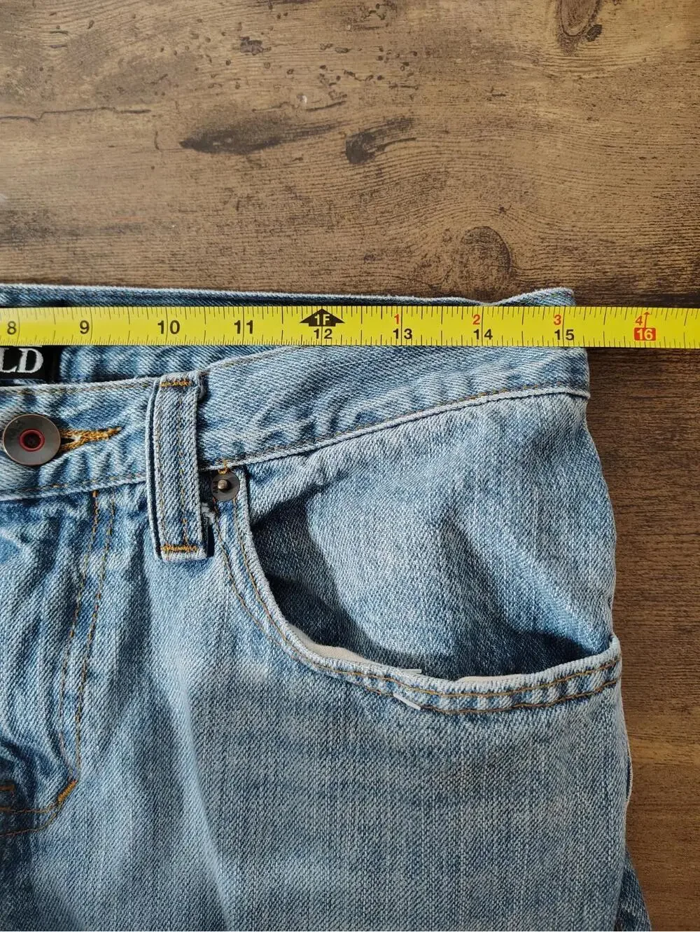 Free World Women Denim Jeans Messenger %100 Cotton Straight leg LIght Wash Sz 30